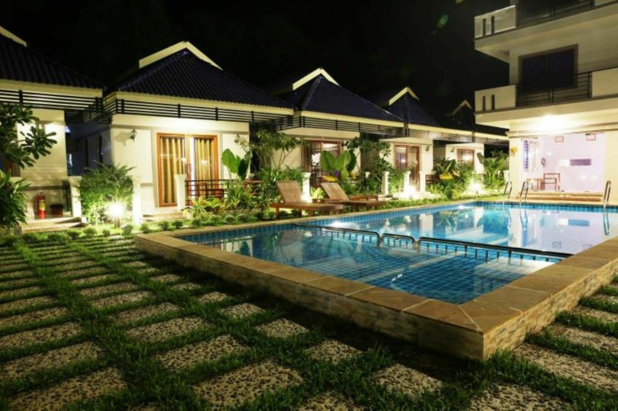 Ta Kloy Tip Bungalow Sihanoukville Buitenkant foto